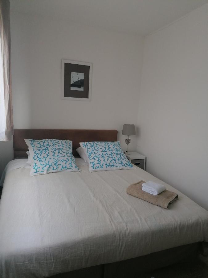 Chambre Double Avec Salle De Bain Commune, A 2 Min De La Croisette Cannes Exterior foto